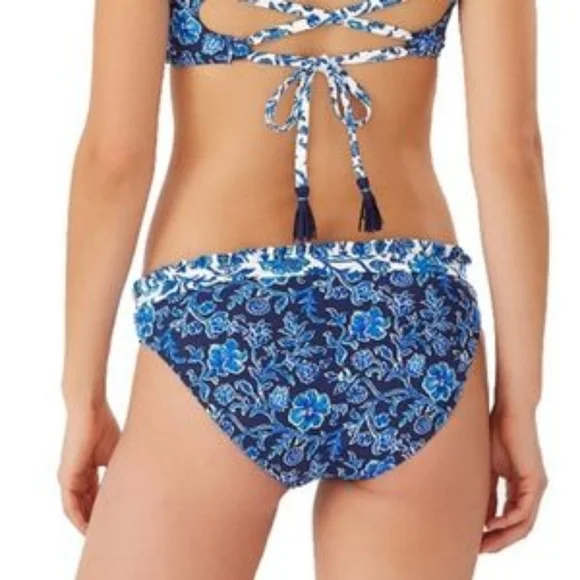 Tommy Bahama Woodblock Reversible Bottom Underwire Top